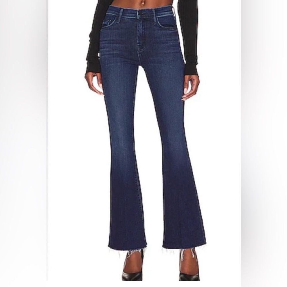 Like New Mother Denim the Weekender Fray Mid-rise Jeans in “Mint Condition”